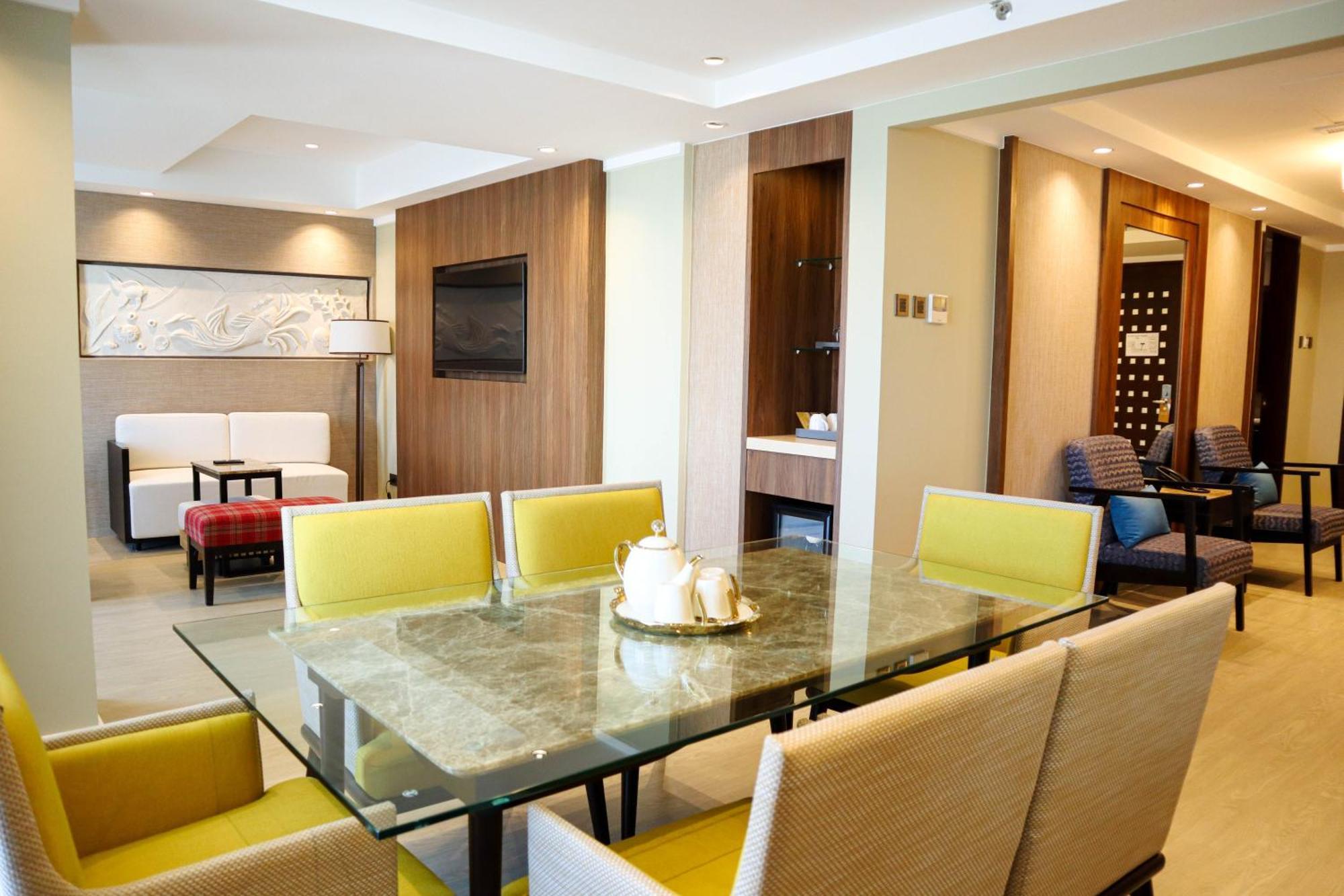 Mandarin Bay Resort And Spa Balabag  Экстерьер фото