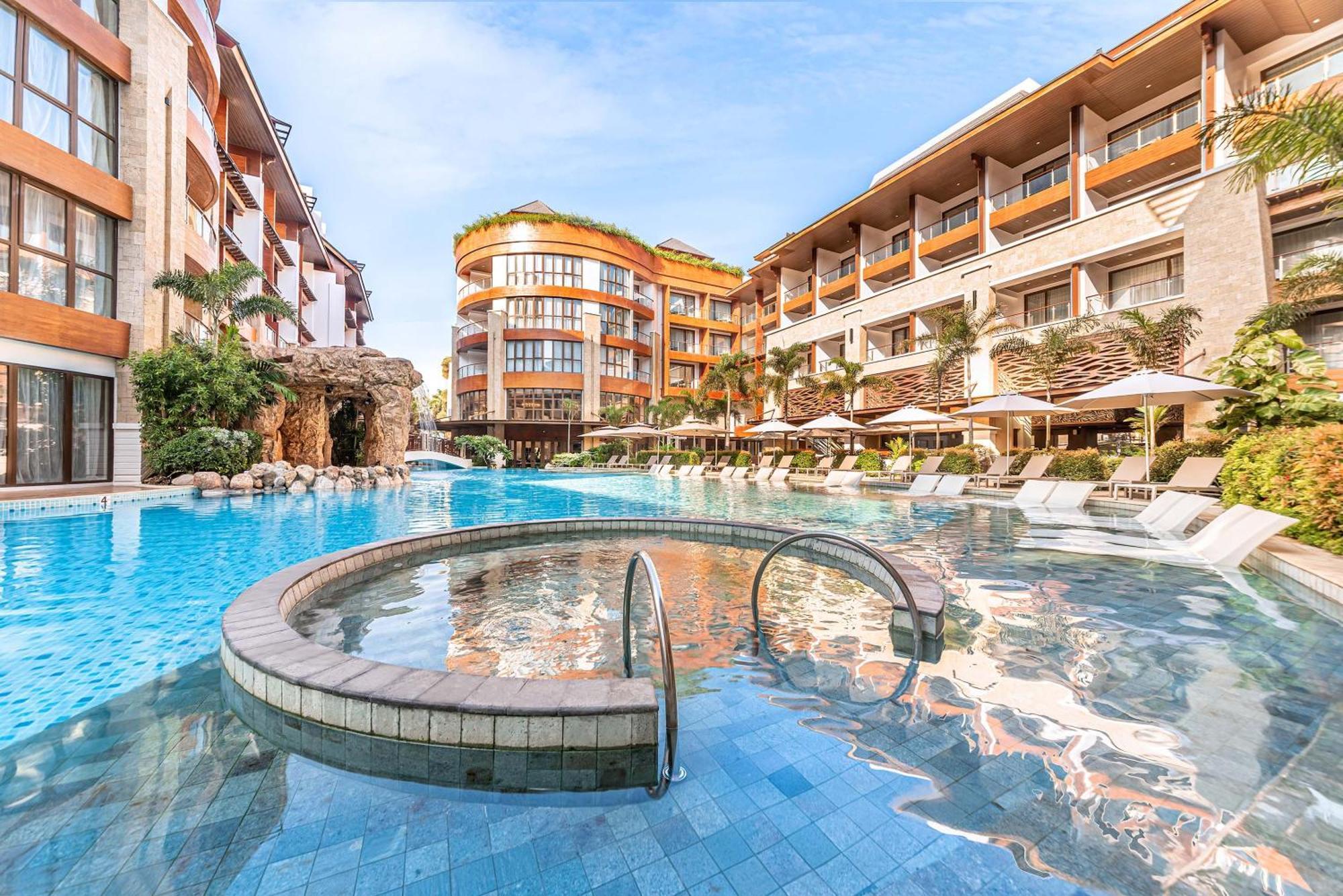 Mandarin Bay Resort And Spa Balabag  Экстерьер фото