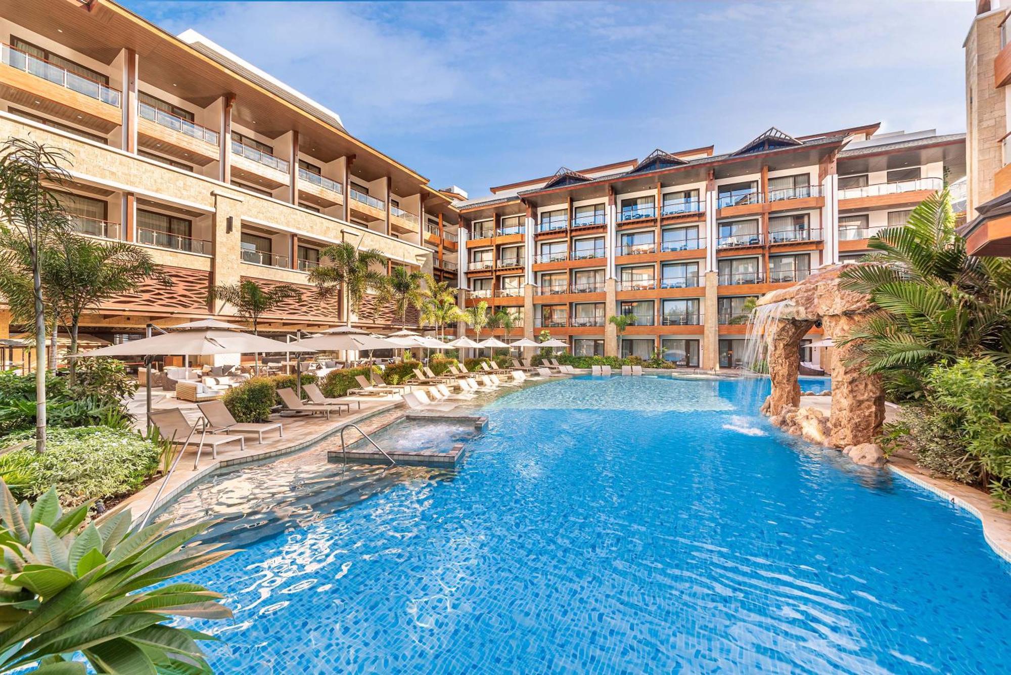 Mandarin Bay Resort And Spa Balabag  Экстерьер фото